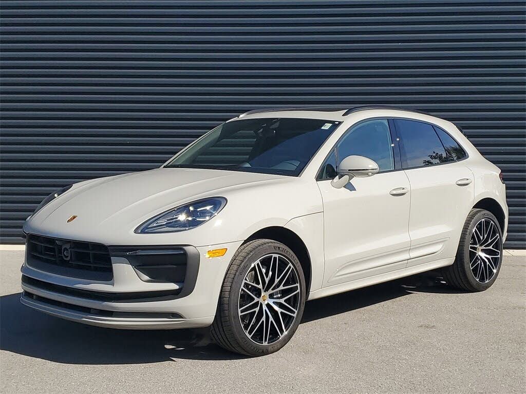 2025 Porsche Macan AWD
