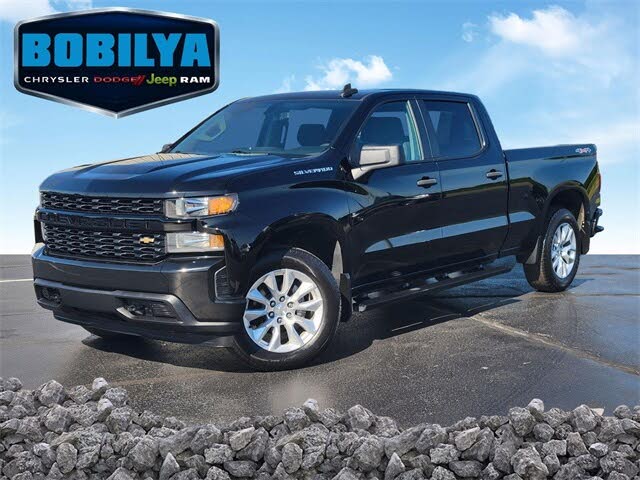 2022 Chevrolet Silverado 1500 Custom Crew Cab 4WD