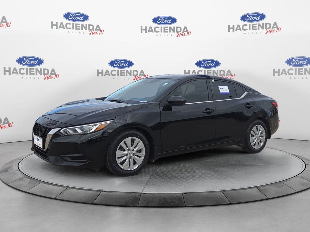 2022 Nissan Sentra S FWD