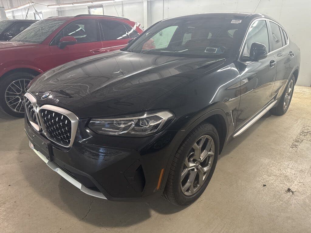 2023 BMW X4 xDrive30i AWD