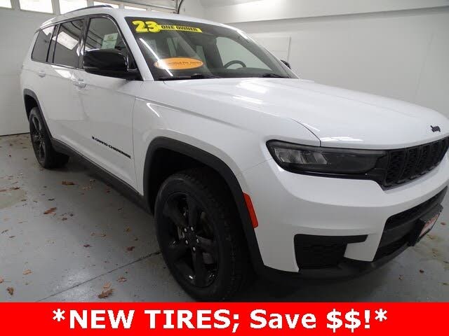 2023 Jeep Grand Cherokee L Altitude 4WD