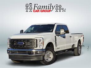 Ford F-350 Super Duty XL Crew Cab 4WD