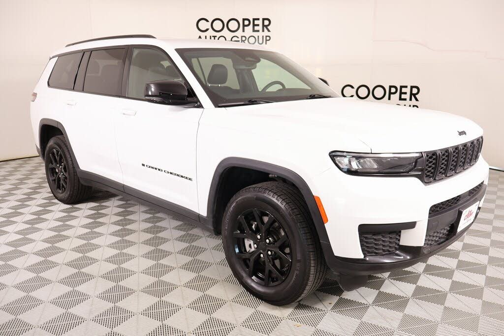2024 Jeep Grand Cherokee L Altitude 4WD