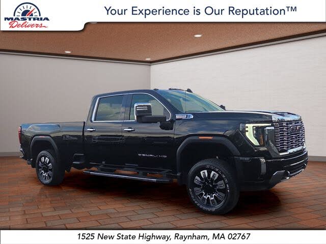 2025 GMC Sierra 2500HD Denali Crew Cab 4WD