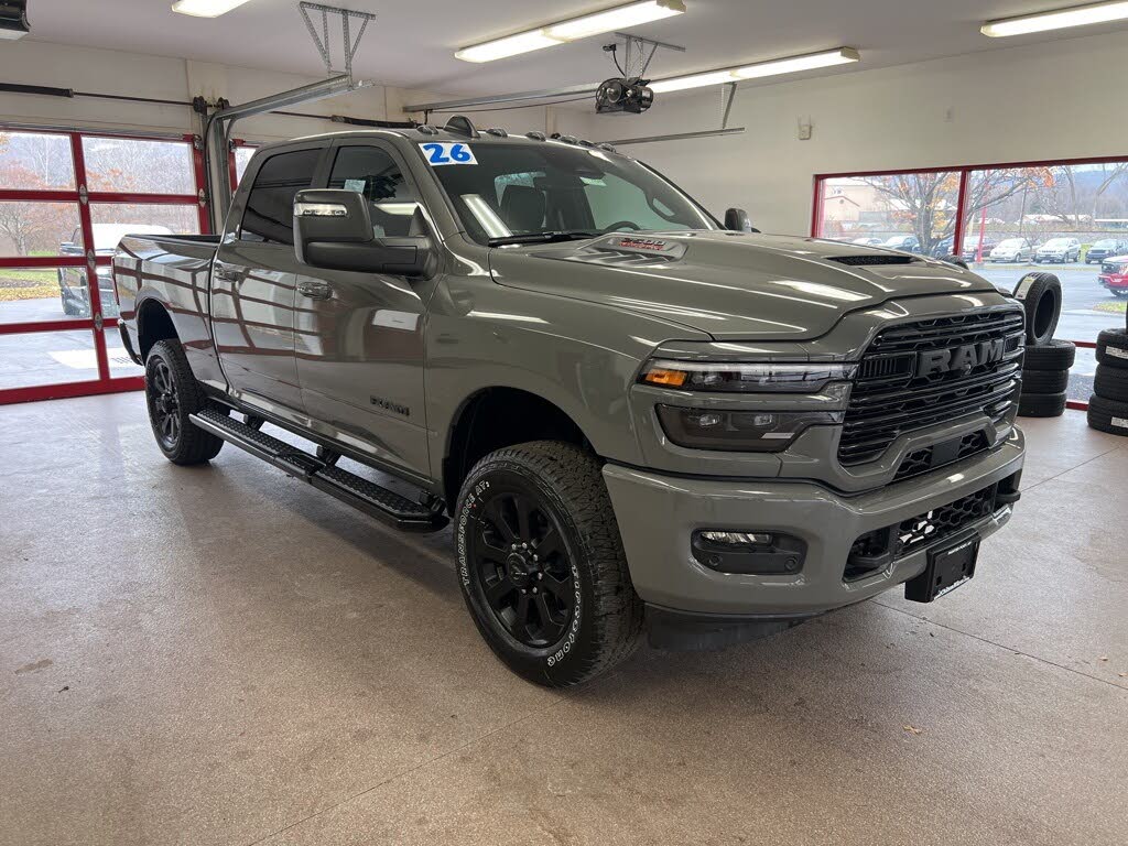 2026 RAM 2500 Laramie Crew Cab 4WD