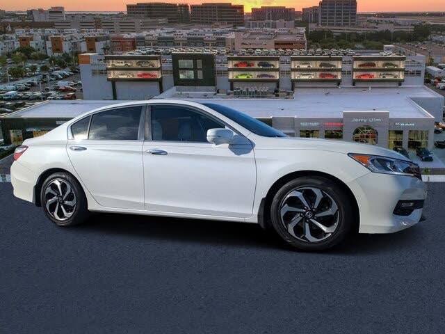 2017 Honda Accord EX-L FWD with Navigation and Honda Sensing