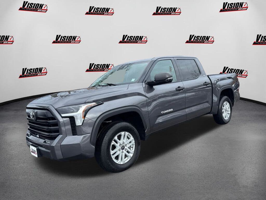 2022 Toyota Tundra SR5 CrewMax Cab 4WD