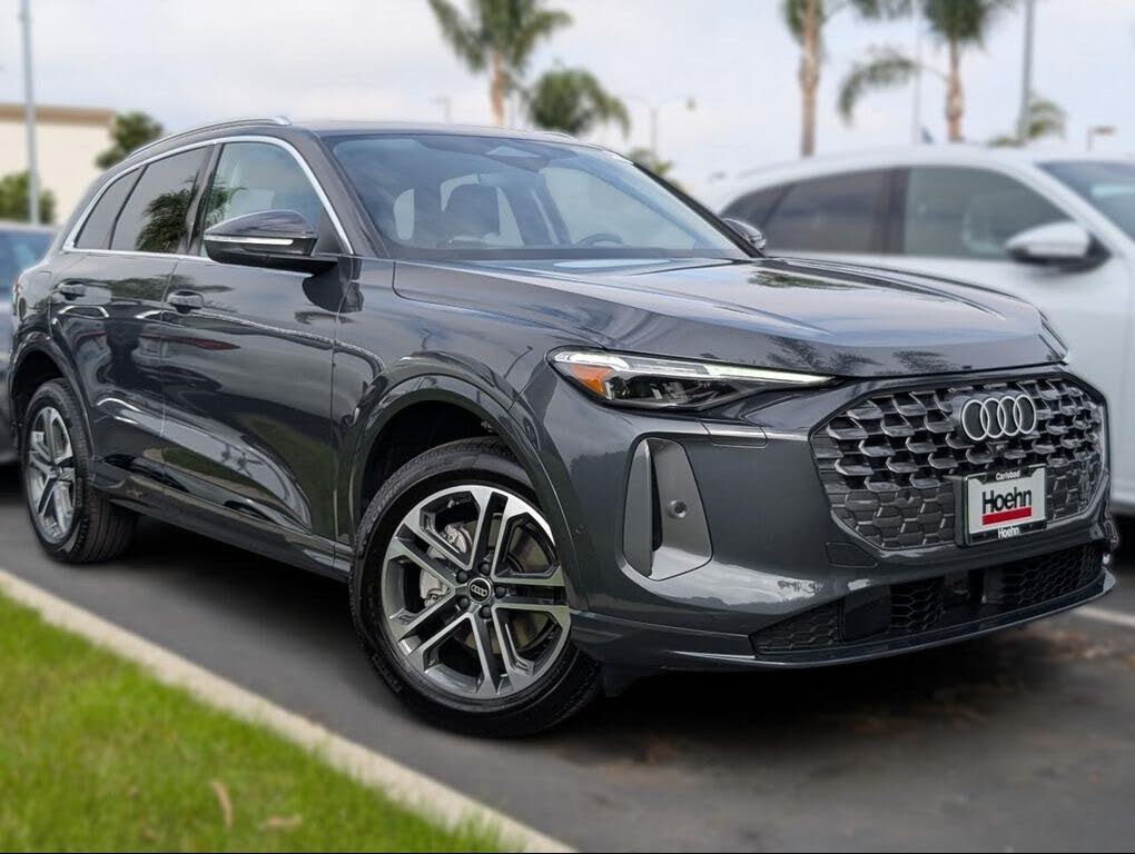 2025 Audi Q5 quattro Premium Plus 40 TFSI