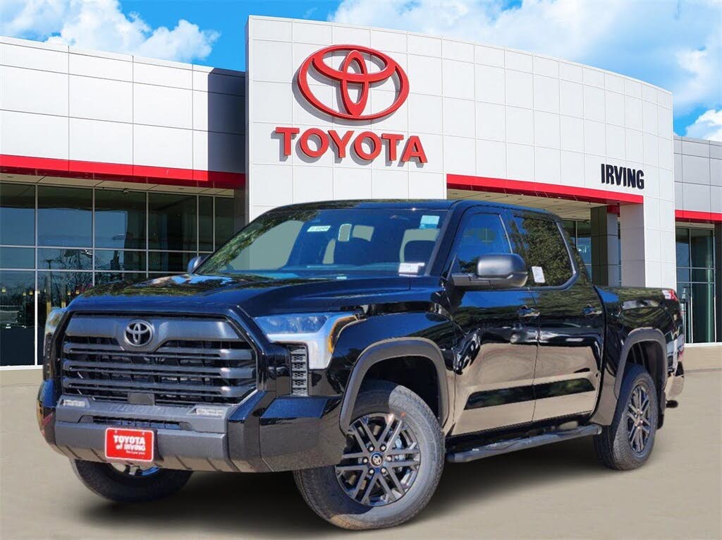 2025 Toyota Tundra SR5 CrewMax Cab RWD