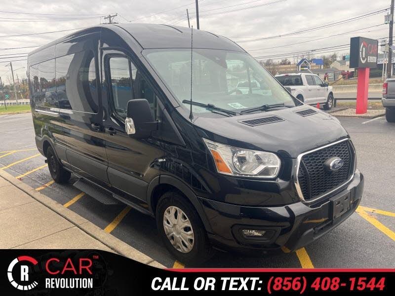 2022 Ford Transit Passenger 350 XLT Medium Roof LB RWD