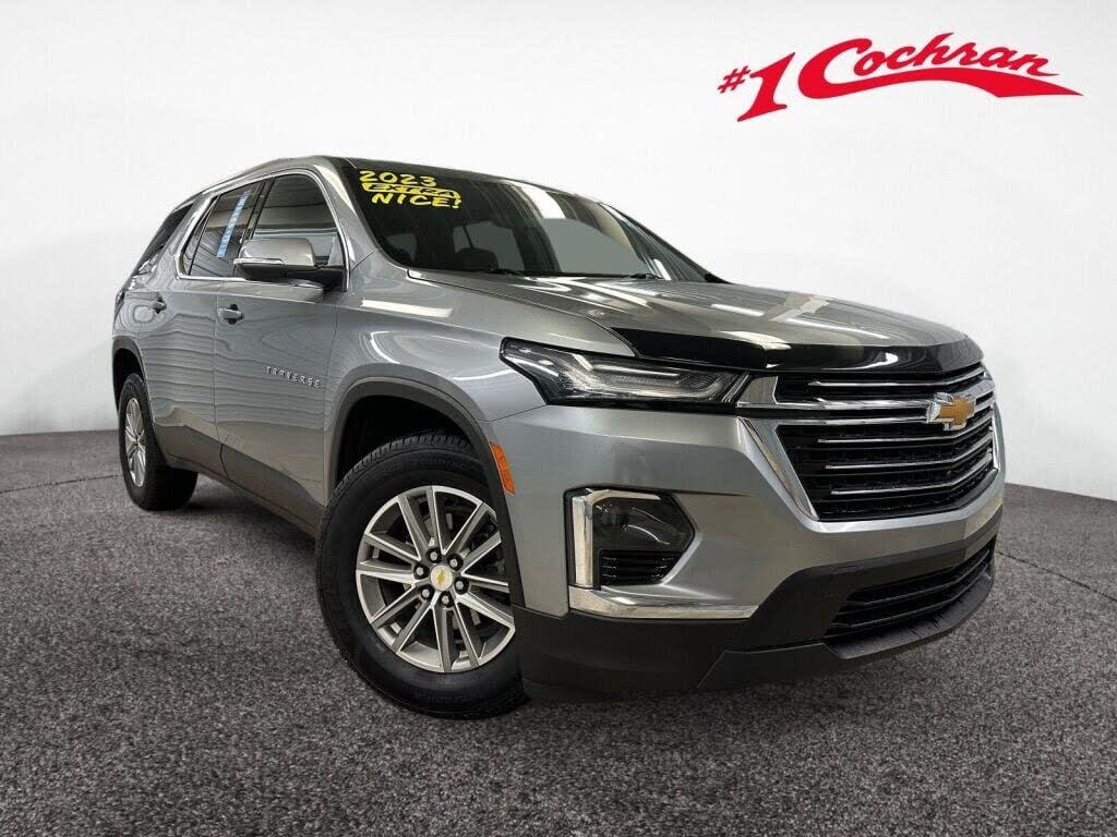 2023 Chevrolet Traverse LT Cloth FWD