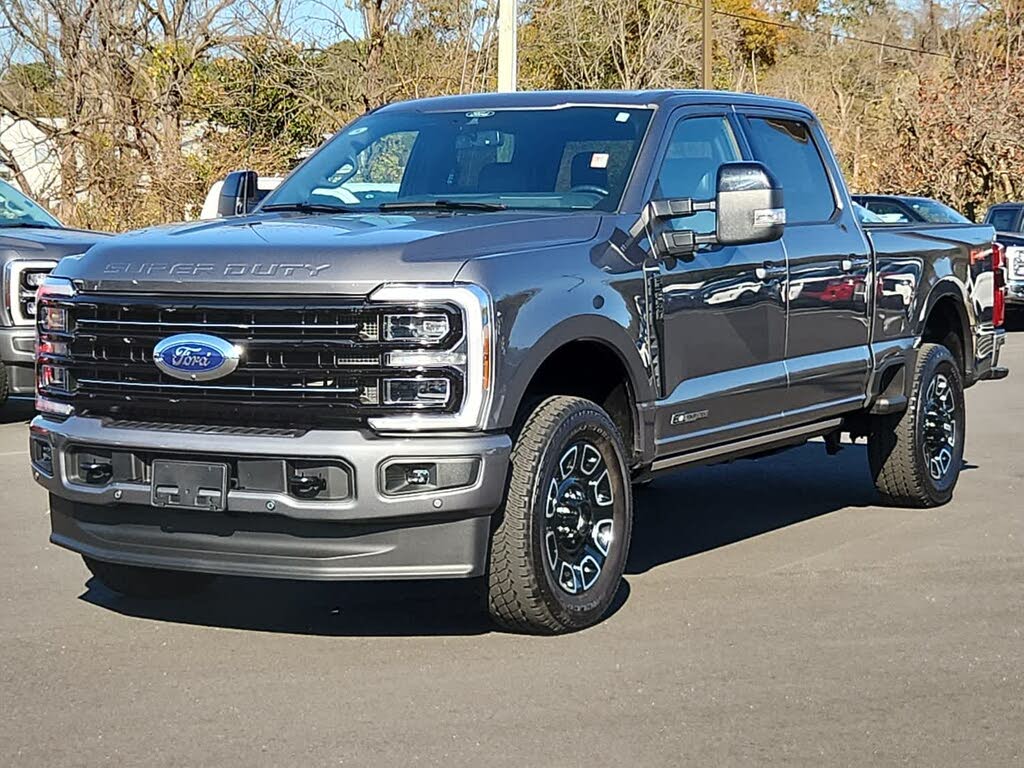 2025 Ford F-250 Super Duty Platinum Crew Cab 4WD