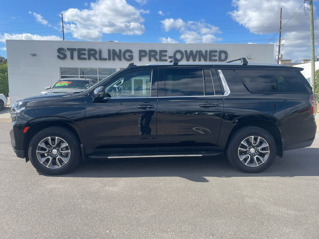 2022 Chevrolet Suburban LT RWD