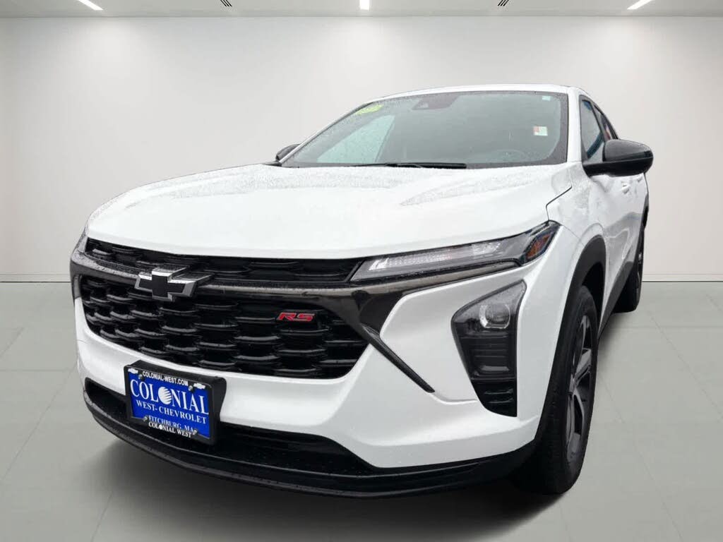 2024 Chevrolet Trax RS with 1RS FWD