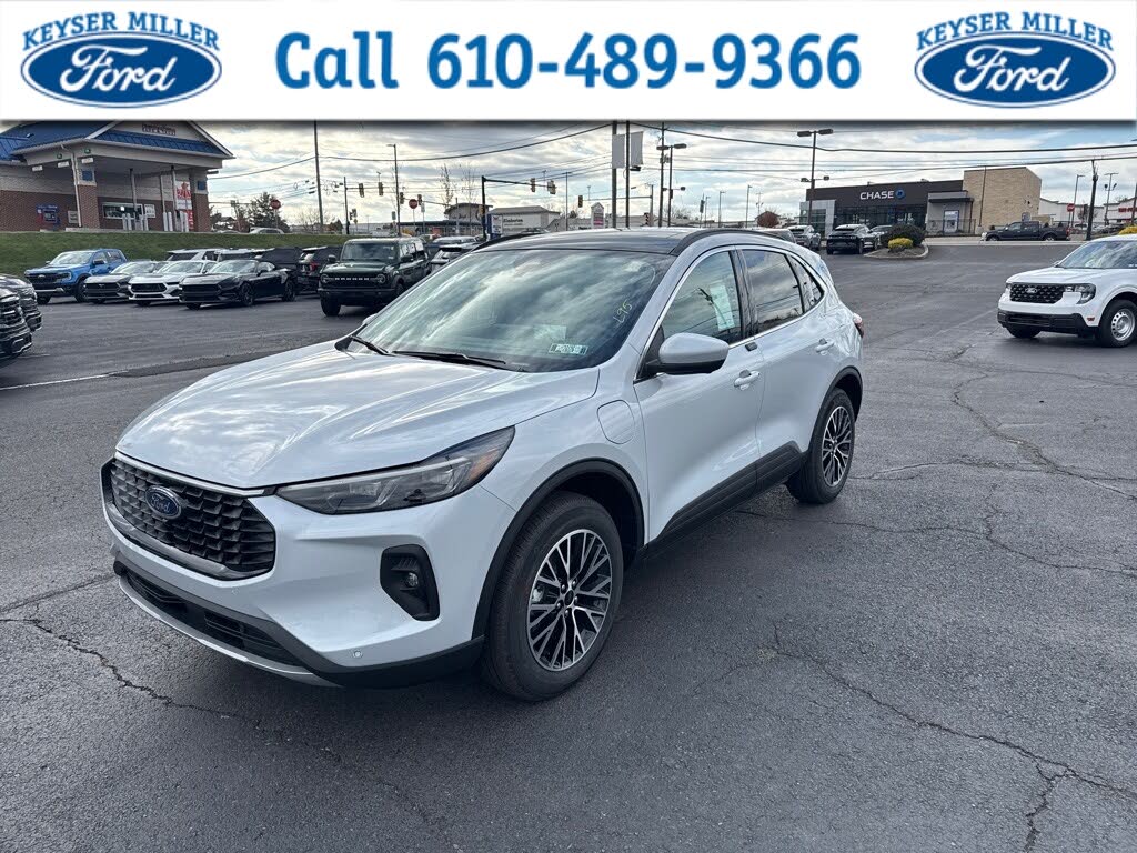 2026 Ford Escape Hybrid Plug-in FWD