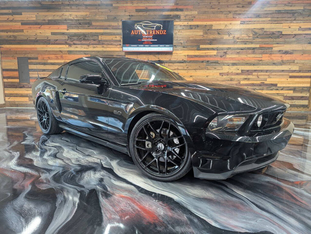 2012 Ford Mustang GT Premium Coupe RWD