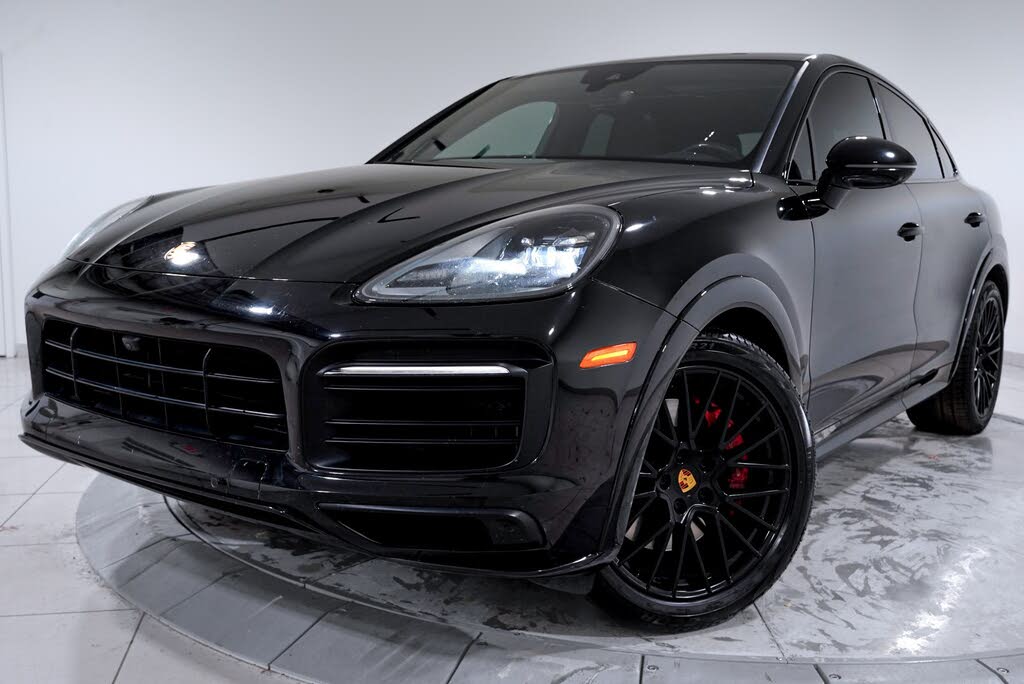 2022 Porsche Cayenne Coupe GTS AWD