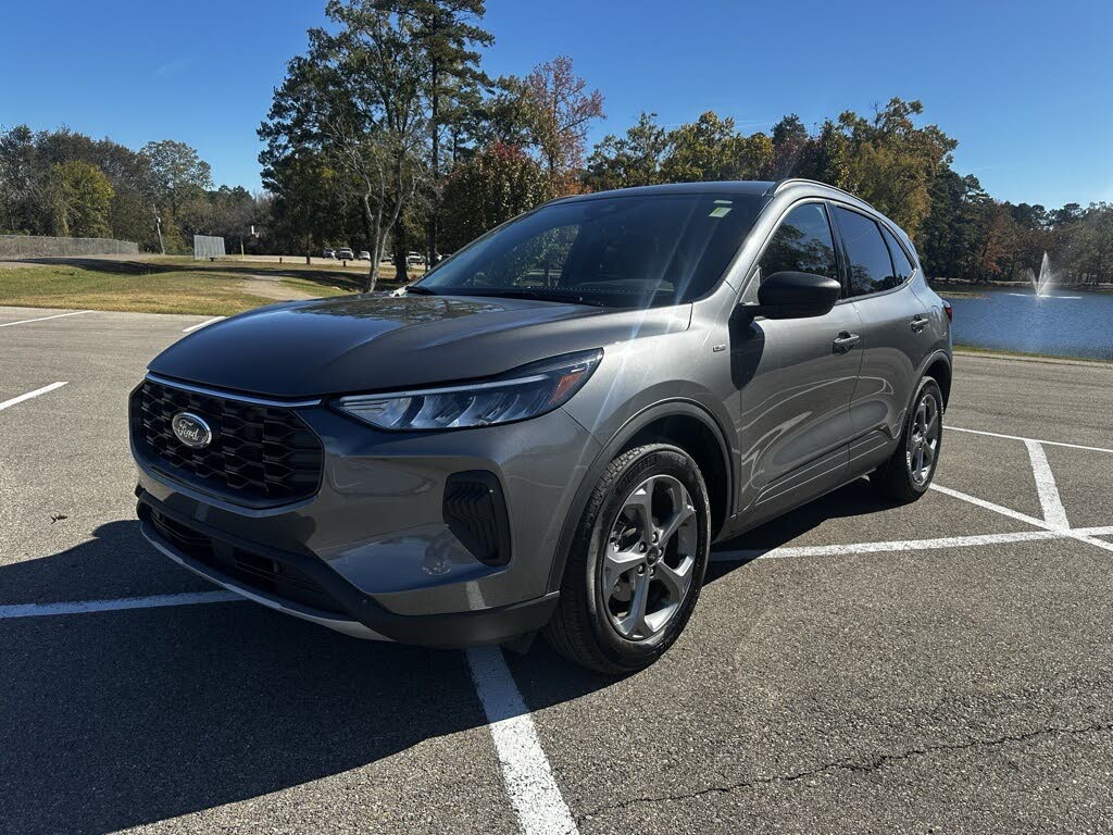 2025 Ford Escape ST-Line FWD