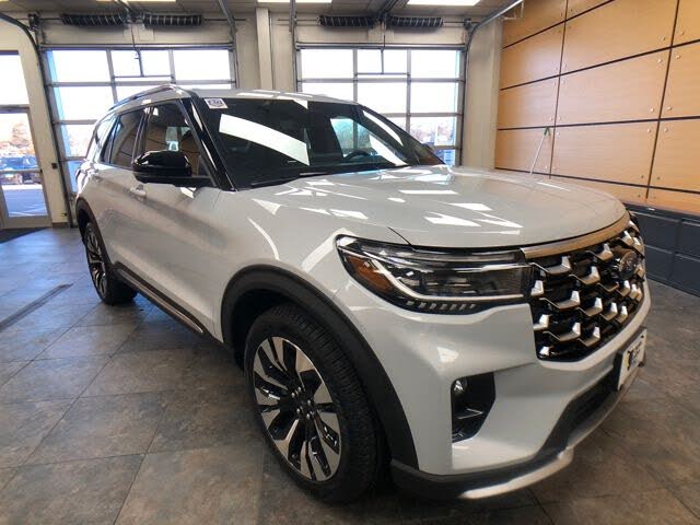 2026 Ford Explorer Platinum AWD