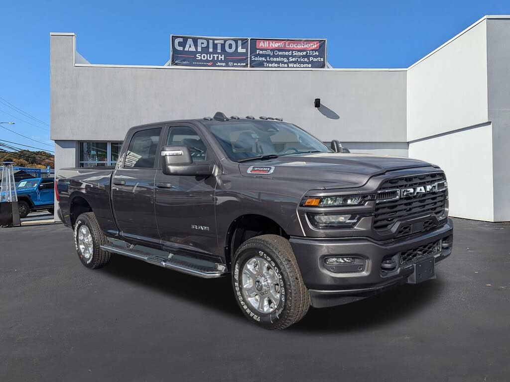 2026 RAM 3500 Big Horn Crew Cab 4WD
