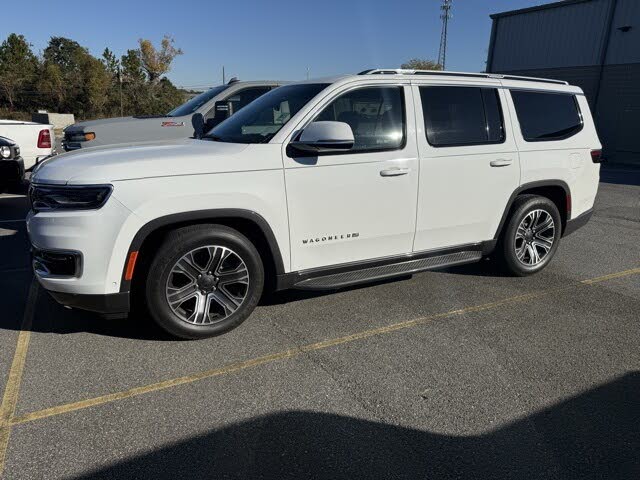 2022 Jeep Wagoneer Series III 4WD