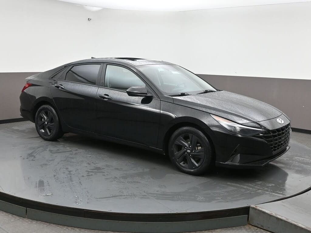 2023 Hyundai Elantra Preferred FWD