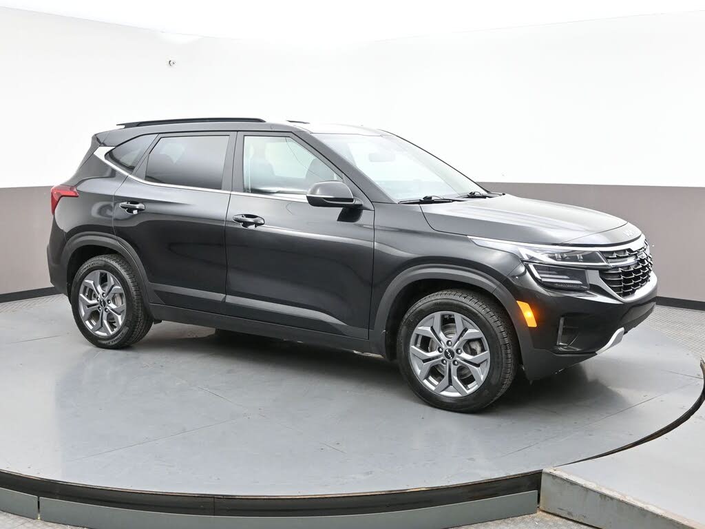 2024 Kia Seltos EX AWD