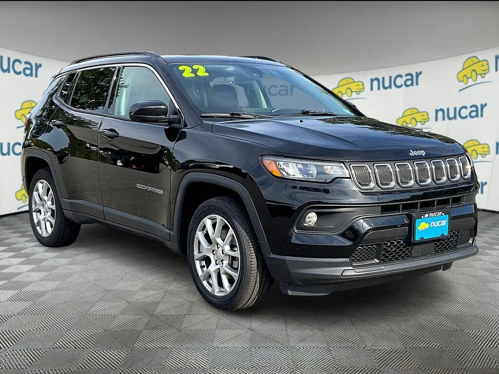 2022 Jeep Compass Latitude Lux 4WD