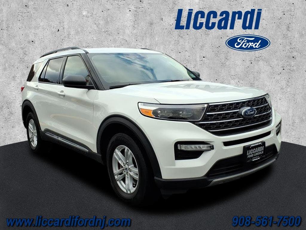 2023 Ford Explorer XLT AWD