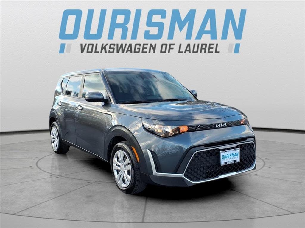 2023 Kia Soul LX FWD