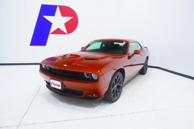 2022 Dodge Challenger SXT RWD
