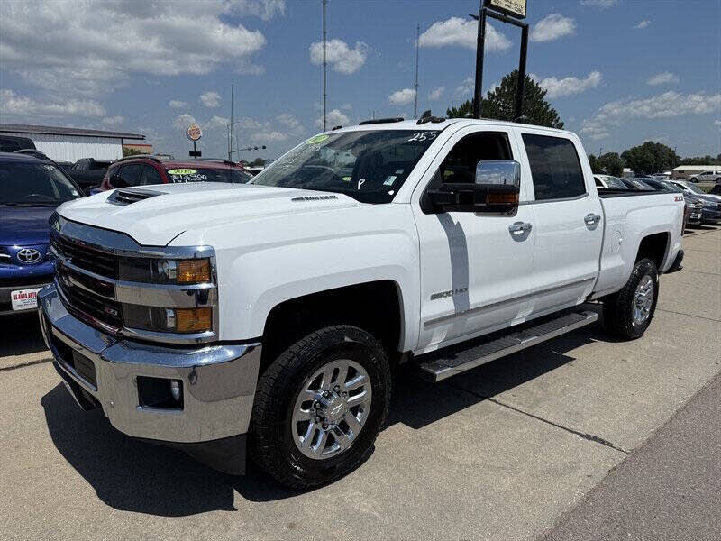2017 Chevrolet Silverado 3500HD LTZ Crew Cab 4WD