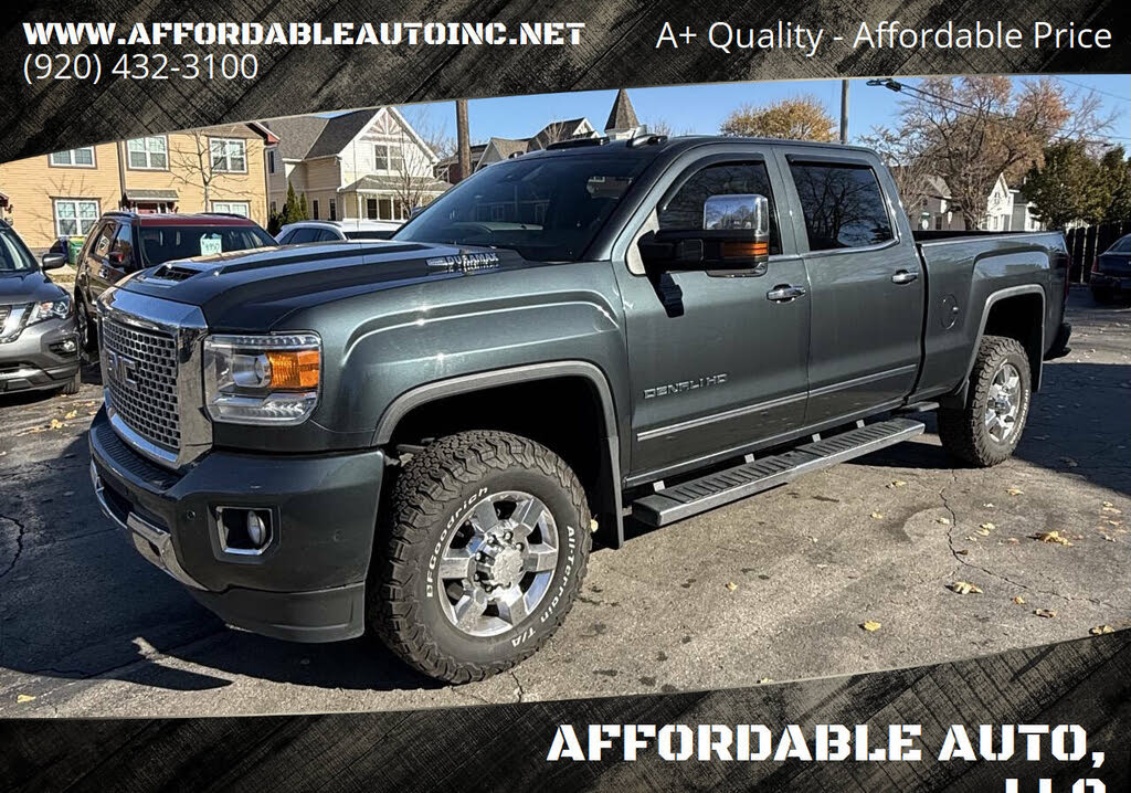 2017 GMC Sierra 3500HD Denali Crew Cab SB 4WD