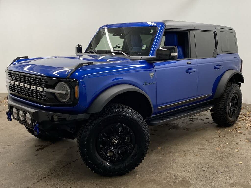 2021 Ford Bronco First Edition Advanced 4-Door 4WD