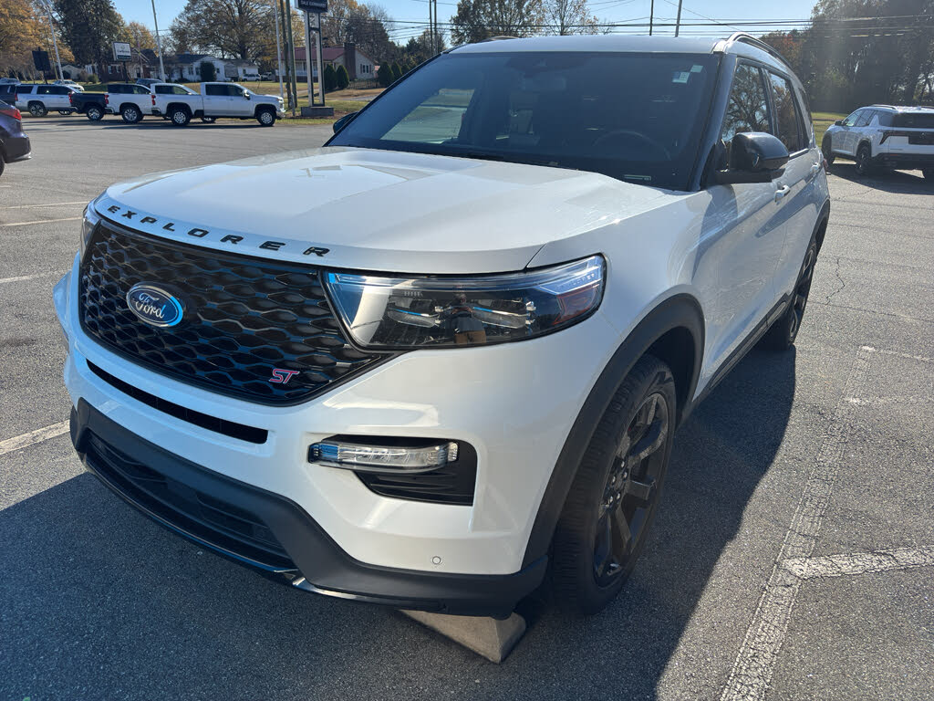 2023 Ford Explorer ST AWD