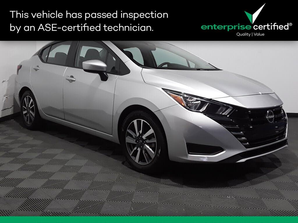 2023 Nissan Versa SV FWD