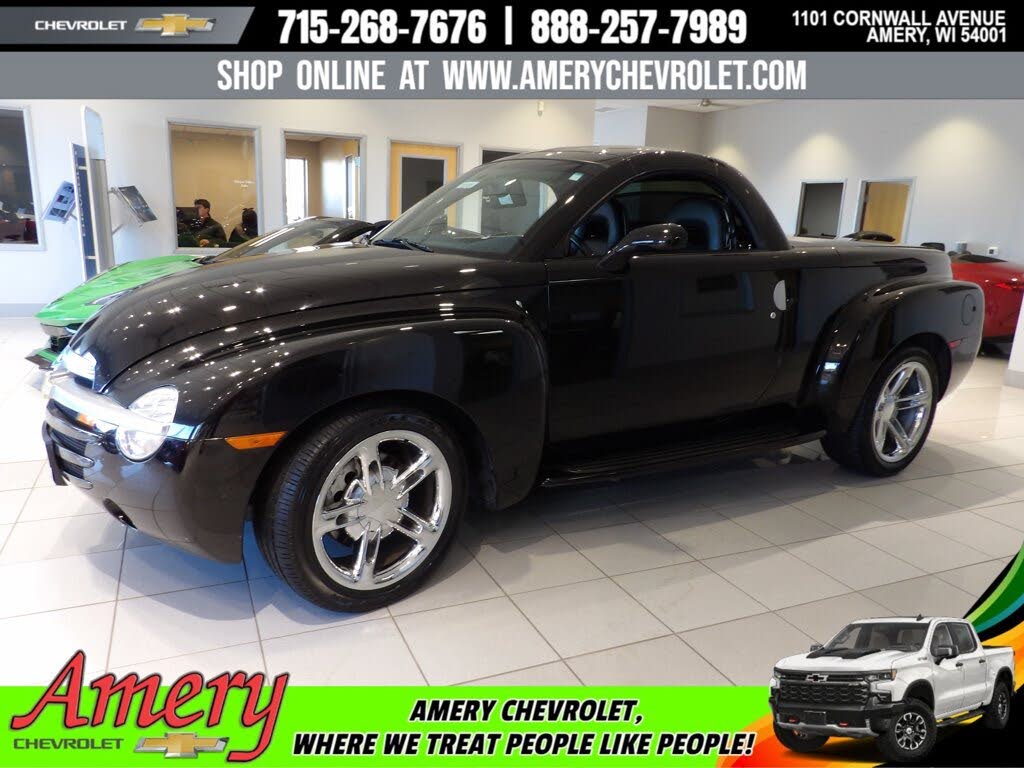2005 Chevrolet SSR LS RWD