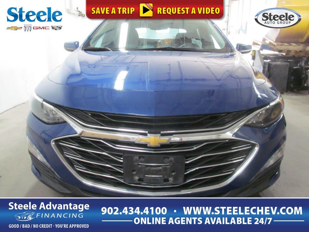 Chevrolet Malibu LT with 1LT FWD 2023