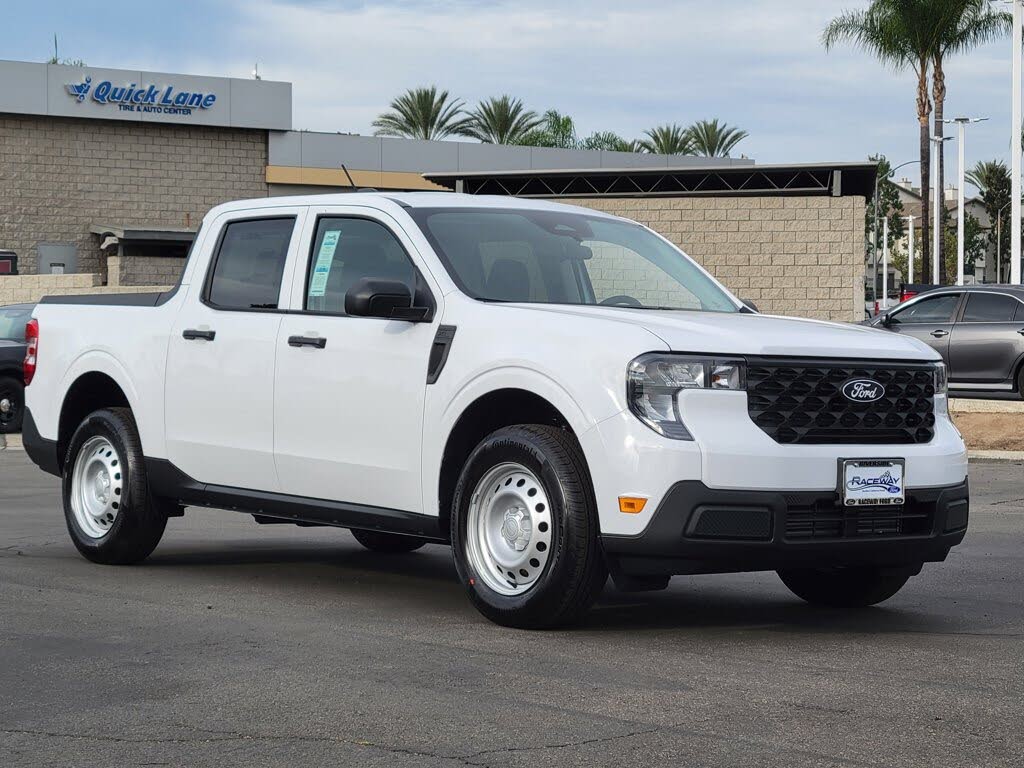 2025 Ford Maverick XL SuperCrew AWD