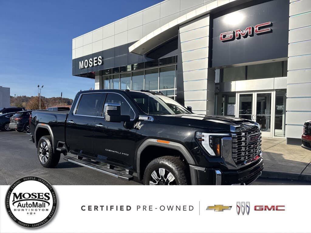2025 GMC Sierra 2500HD Denali Crew Cab 4WD