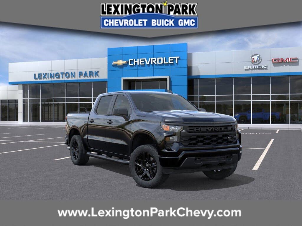 2026 Chevrolet Silverado 1500 Custom Crew Cab 4WD