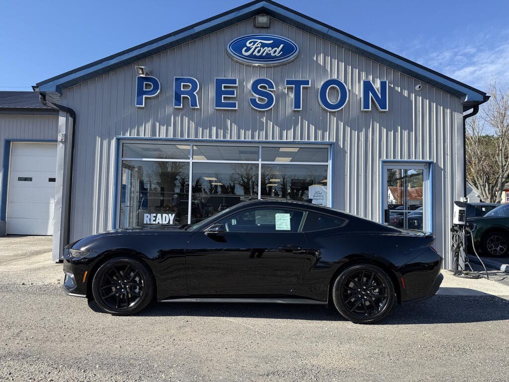 2026 Ford Mustang EcoBoost Fastback RWD