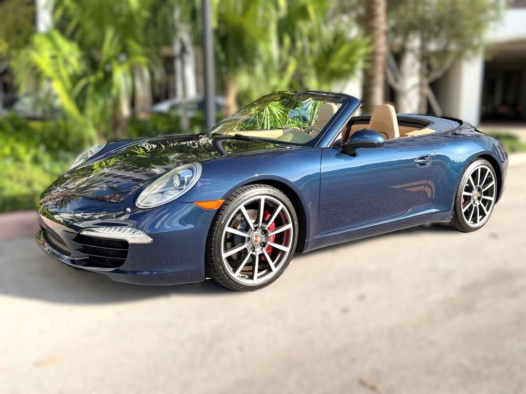 2013 Porsche 911 Carrera S Cabriolet RWD