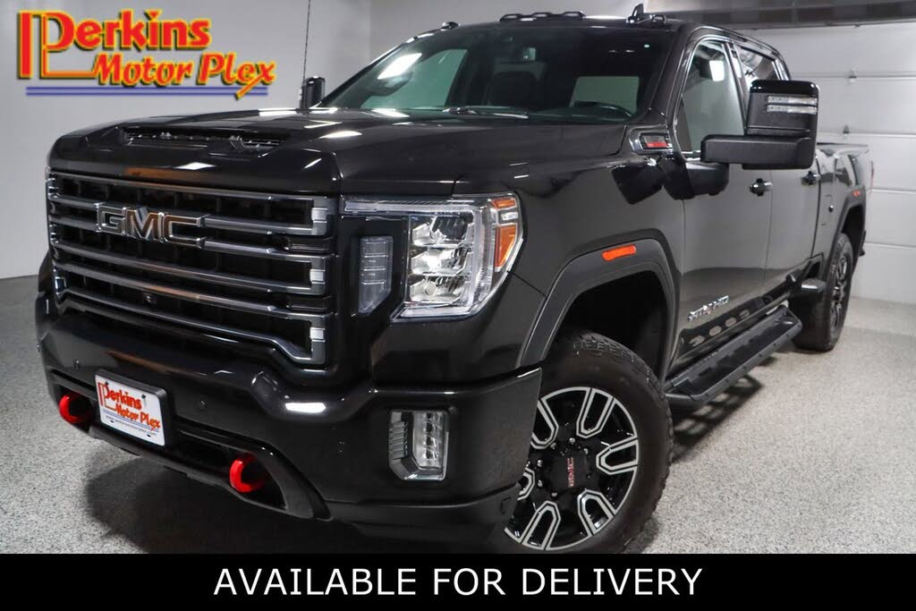 2023 GMC Sierra 2500HD AT4 Crew Cab 4WD