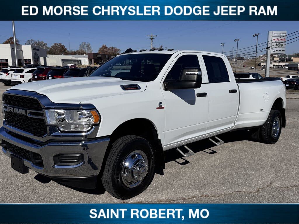 2024 RAM 3500 Tradesman Crew Cab LB DRW 4WD