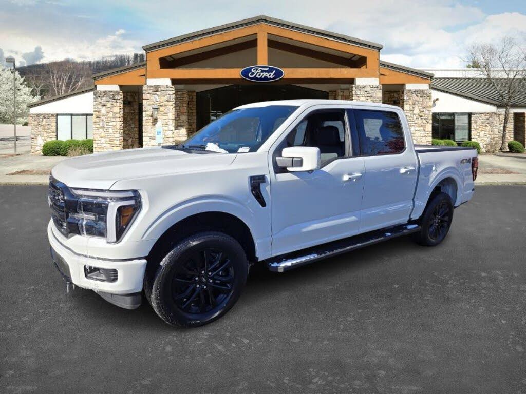 2025 Ford F-150 Lariat SuperCrew 4WD