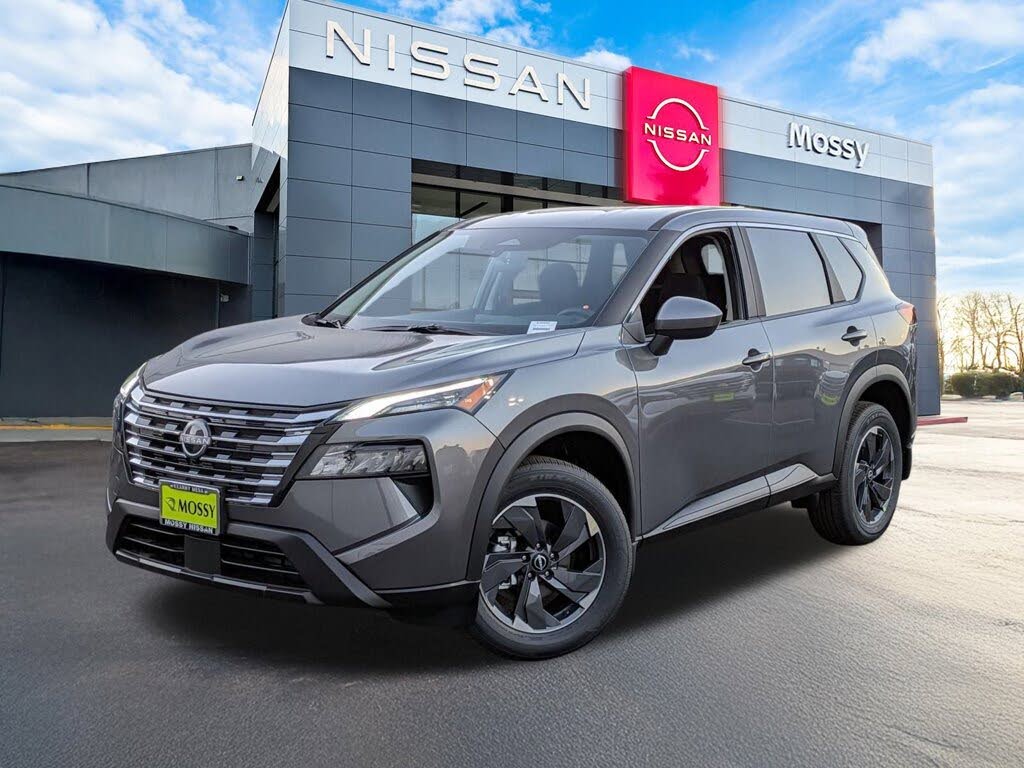 2026 Nissan Rogue SV FWD