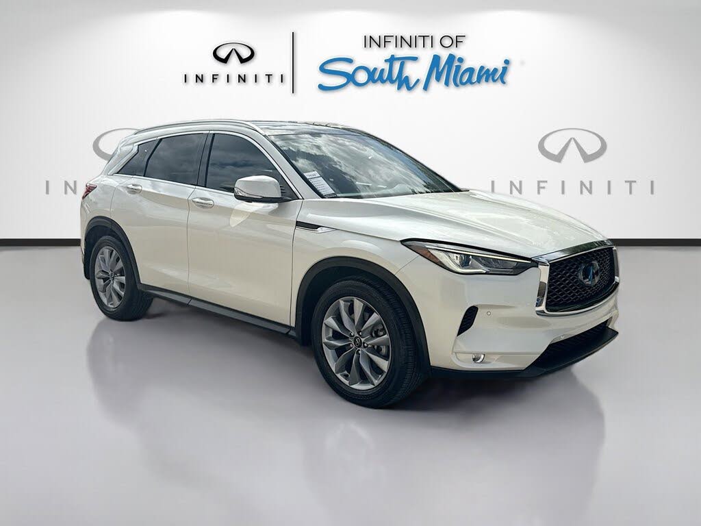 2022 INFINITI QX50 Essential FWD