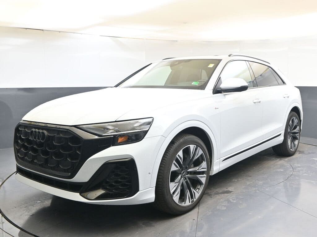 2025 Audi Q8