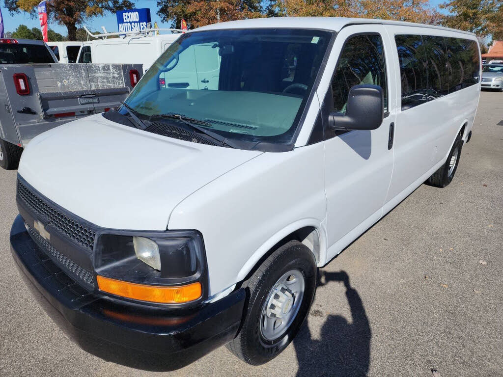 2009 Chevrolet Express 3500 LS Extended RWD
